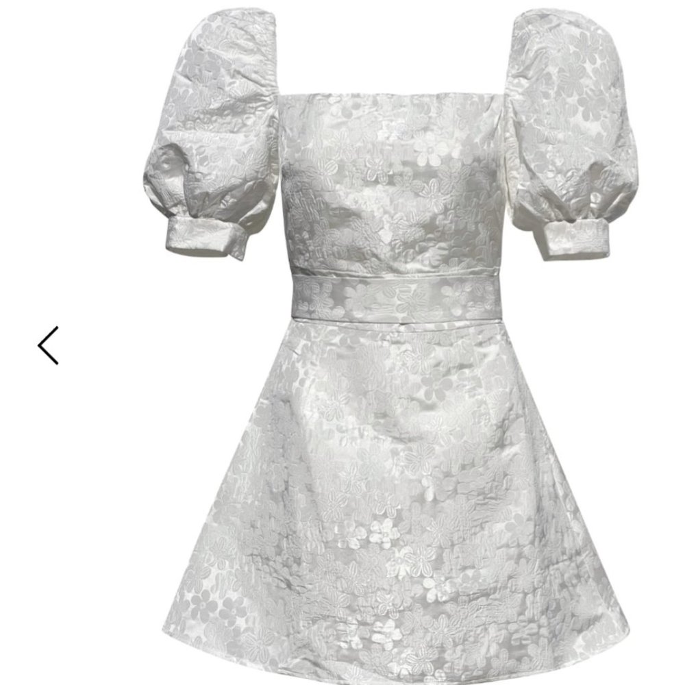 Madeline Simon Studio a Mini Wedding Dress